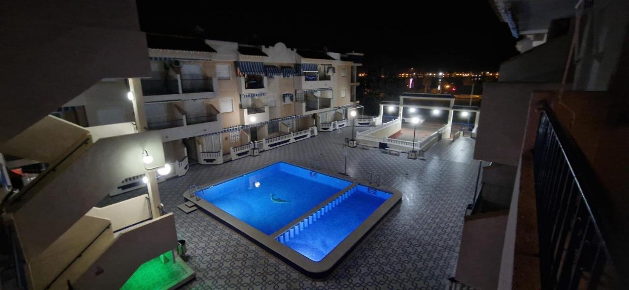 Apartamenty Deluxe - Los Naufragos -Torrevieja Costa Blanca Eksteriør billede