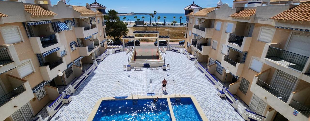 Apartamenty Deluxe - Los Naufragos -Torrevieja Costa Blanca Eksteriør billede