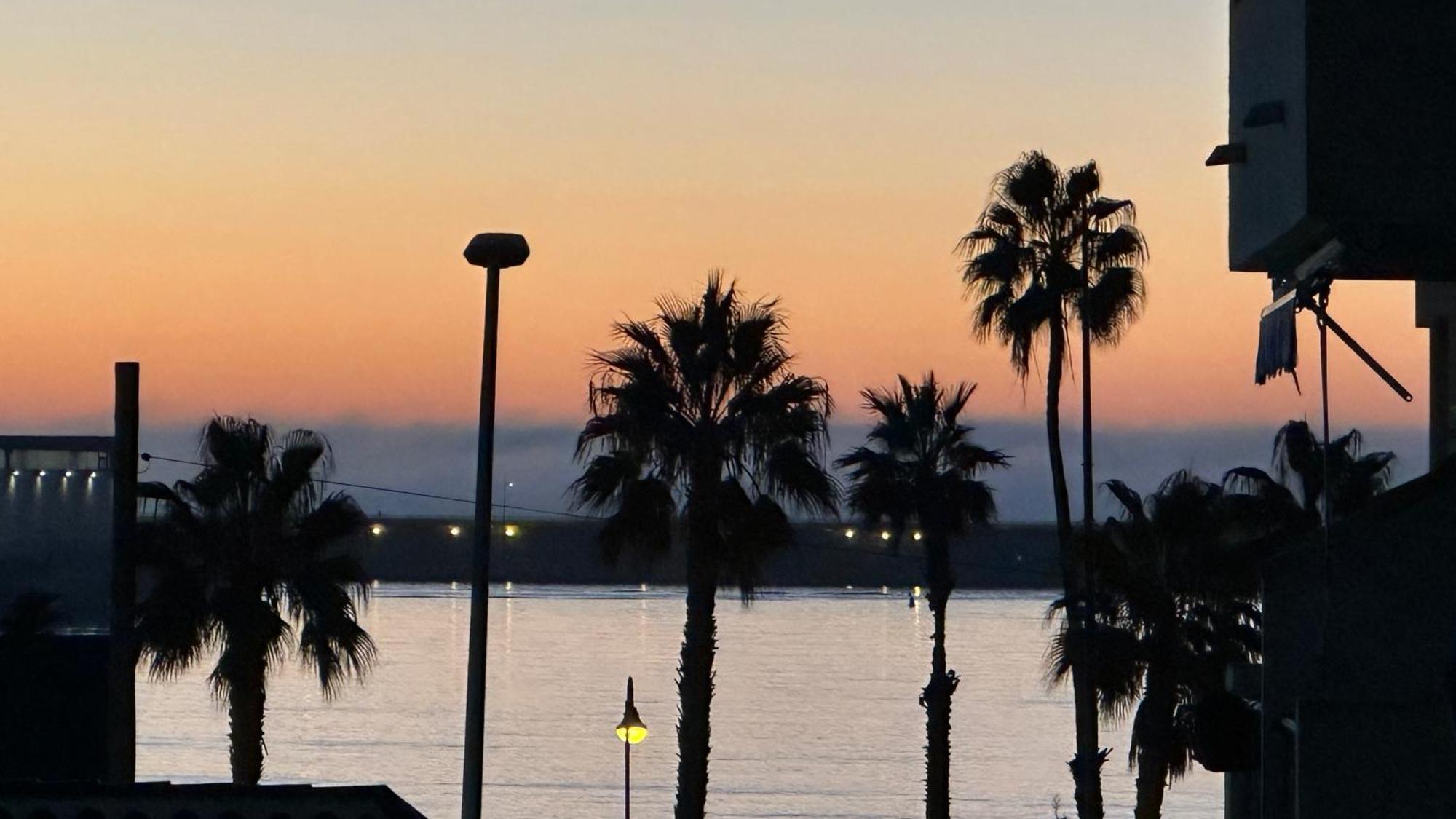 Apartamenty Deluxe - Los Naufragos -Torrevieja Costa Blanca Eksteriør billede