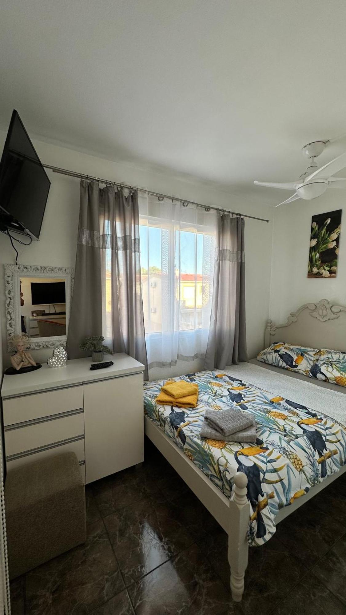 Apartamenty Deluxe - Los Naufragos -Torrevieja Costa Blanca Eksteriør billede